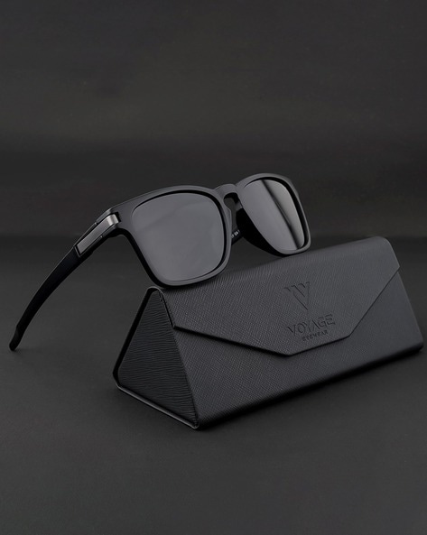 Louis Vuitton Wayfarer Eye Sunglasses Womens