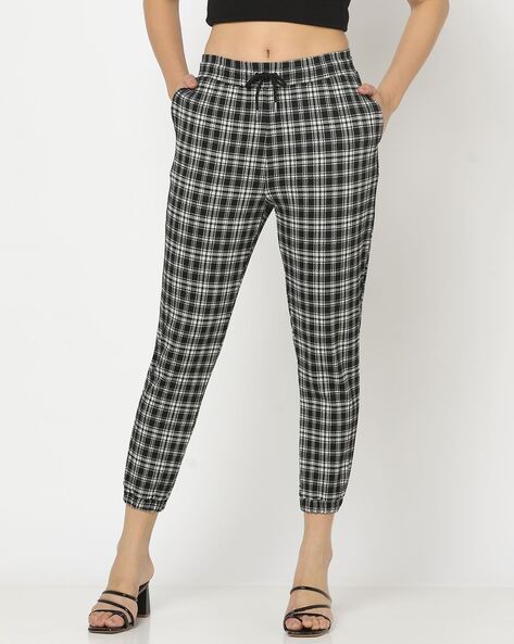 Buy FOREVER 21 Women Black & Off White Regular Fit Checked Cigarette  Trousers - Trousers for Women 5424313 | Myntra