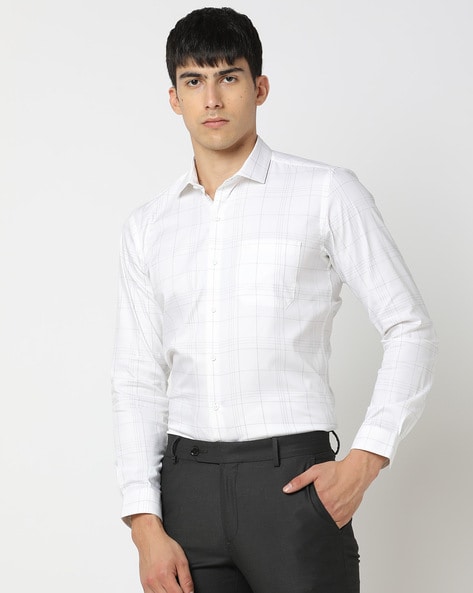 stretchable white shirt