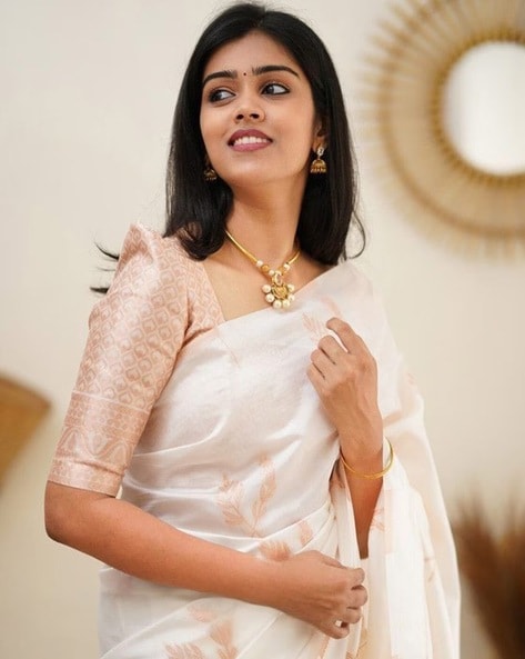 Elegant Kerala Bride in Pink and Gold - Jewellery Blog