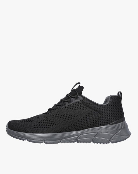 Skechers best sale triple black