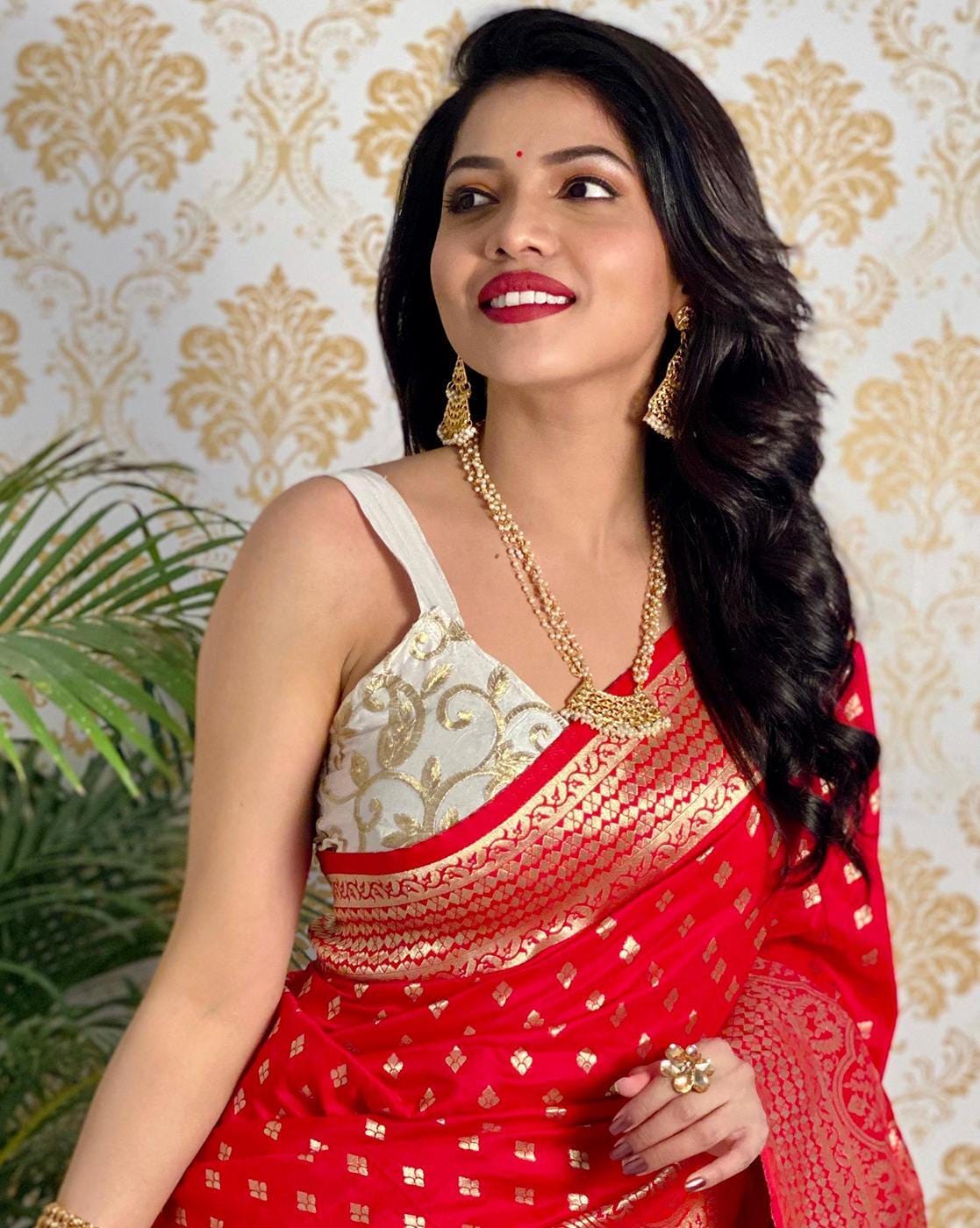 Buy Red Color Woven Banarasi Silk Saree With Free Size Blouse,handmade Silk  Saree for Women's Beautiful Designer Saree Wedding Saree Online in India -  Etsy | Fashionable saree blouse designs, Red saree