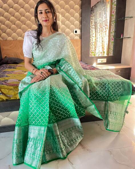 Stunning Dark Green Colour Saree Weaved With Silver Zari Banarasi Beau –  garment villa