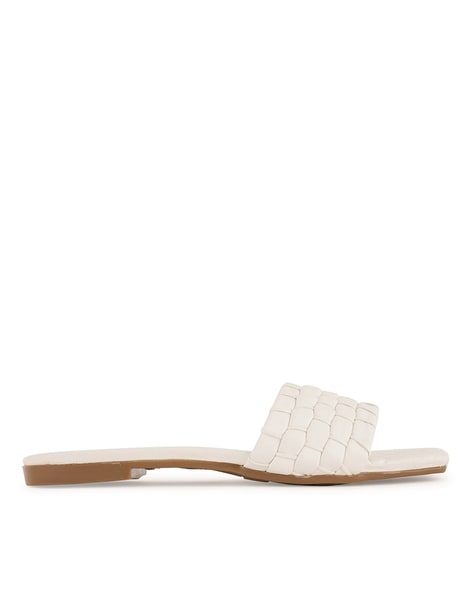 White slide on online shoes