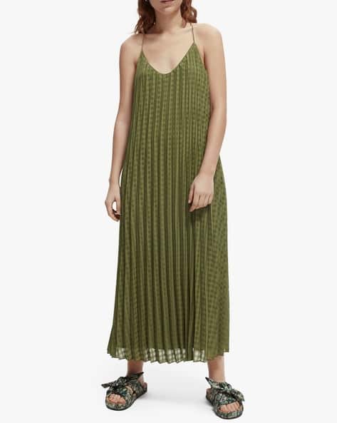 Checked A-line Dress with Pleats1