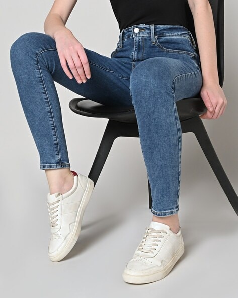 Levis Women Mid-Rise Skinny Fit Jeans