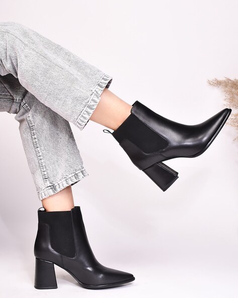 Steppings Women Ankle-Length Chelsea Boots