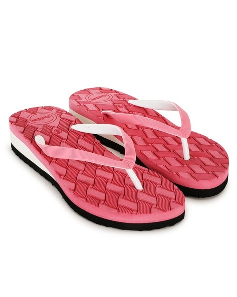 Checkered flip flops sale