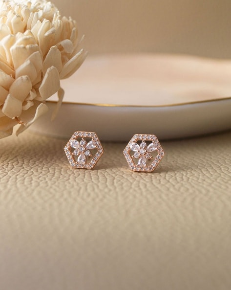 Diamond Stud Earrings: 5 Tips for Buying - The Caratlane