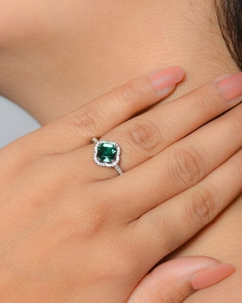 Buy Eye Catching Green Stone Silver Ring |GRT Jewellers