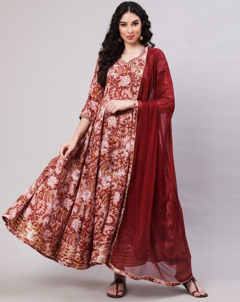 Floral Print Flared Kurta with Pants & Dupatta Price in India