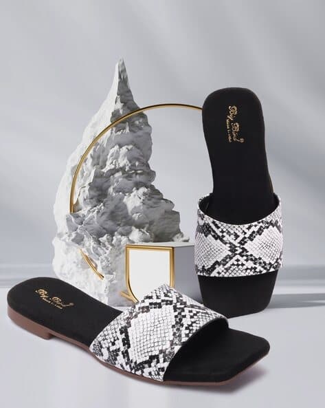 Qupid Snakeskin Print Flat Sandals Reptilian Print Slip-On Sandals