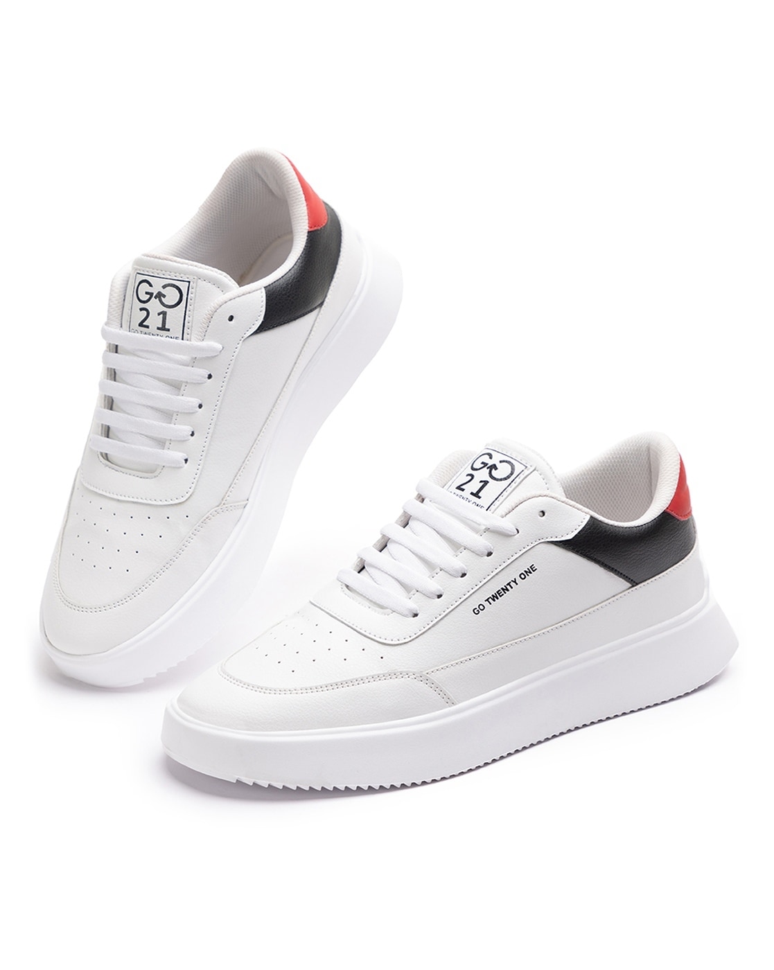 Witte sneakers online 39