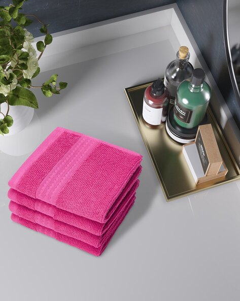 Pink and gray online towel set