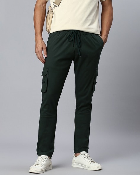 Buy Flying Machine Mid Rise Solid Trousers - NNNOW.com