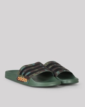 Khaki green 2025 adidas sliders