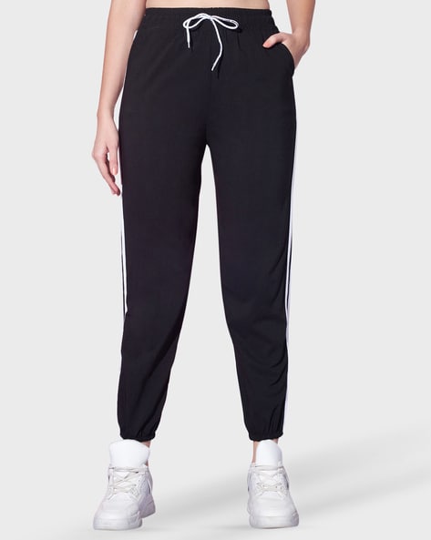 Fitted jogging bottoms best sale