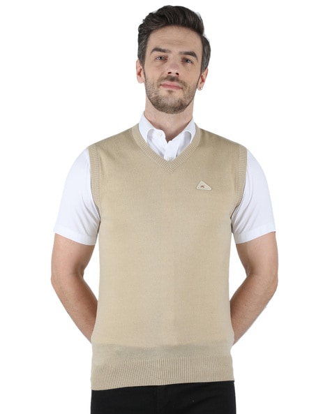 Buy Men Grey Solid V Neck Sleeveless Sweaters/Pullovers Online in India -  Monte Carlo