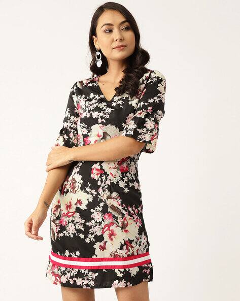 Dodo & Moa Floral Print V-Neck A-Line Dress