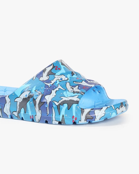 Boys outlet camo slides