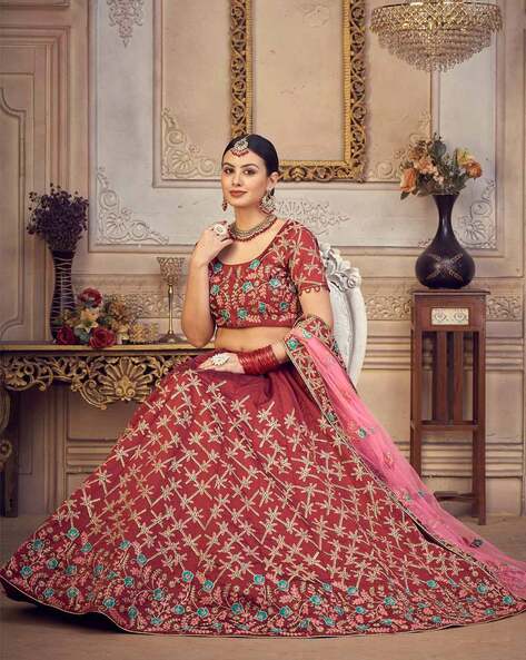 Show Shaa Floral Print And Mirror Work Lehenga Set | Maroon, Applique, Raw  Silk, V Neck, Half | Mirror work lehenga, Raw silk, Aza fashion