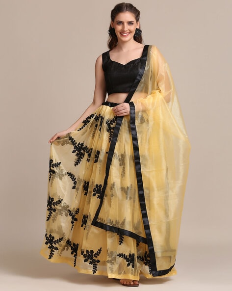 Semi-Stitched Black Embroidery Pure Silk Sabyasachi Party Wear Lehenga with  Blouse at Rs 2599 in Surat