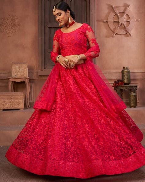 Red Dress Design 2024: Pakistani Red Frock, Red Maxi & Red Dresses for  Girls Online in Pakistan – DressyZone.com