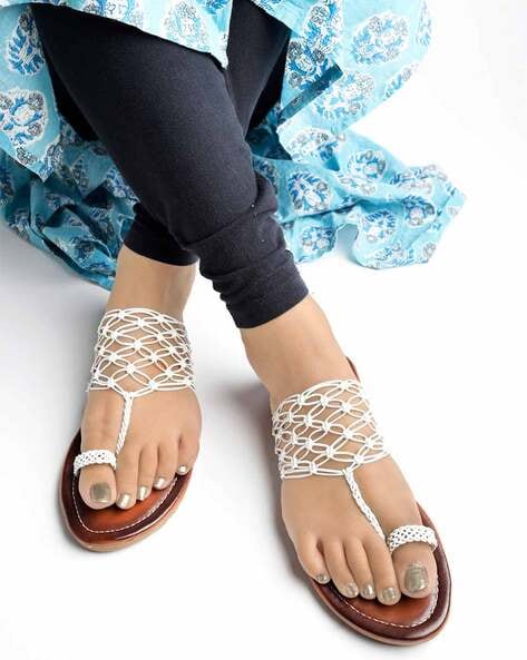 Bata White Flat Sandals For Women (F561164300, Size:7) in Patna at best  price by Bata Showroom - Justdial