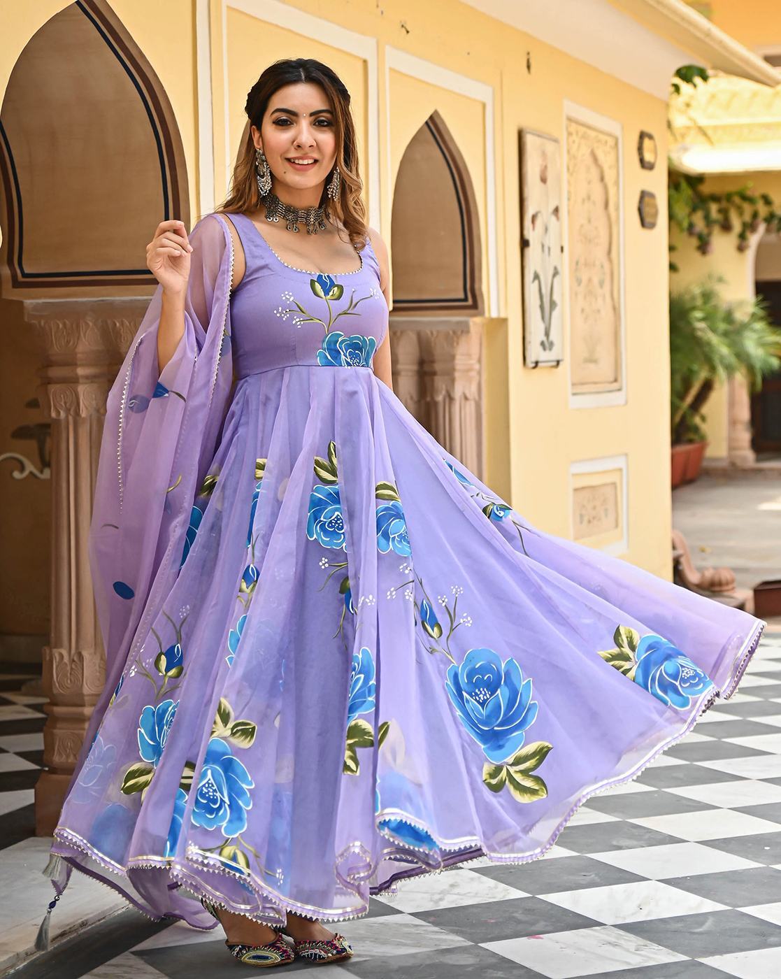 Buy online Women Purple V Neck Georgette Flared Gown from ethnic wear for  Women by Vs Mall for ₹929 at 54% off | 2024 Limeroad.com