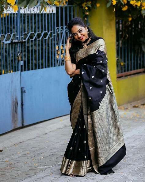 Extraordinary Black Color Lichi Silk With Jacquard Work Party Wear Saree