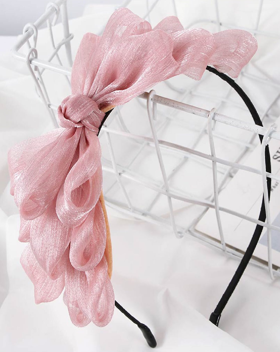 Buy Pink Hair Accessories for Women by Oomph Online | Ajio.com