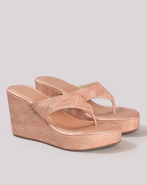 Peach hot sale platform sandals