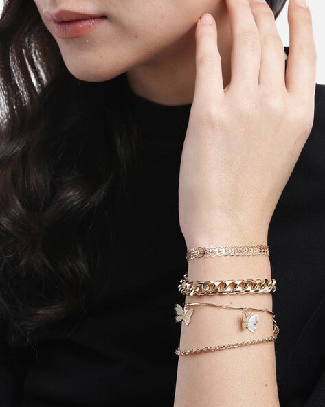 OOMPH Golden Tone Stylish Latest Link Chain Heart Charm Bracelet for Women