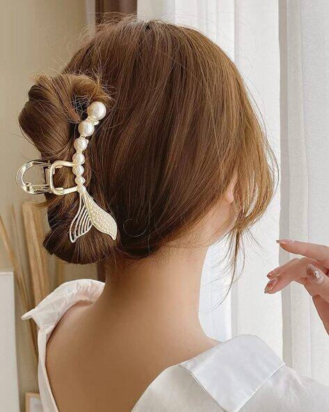 Oomph HSSK36-Pearl Embellished Hair Clip
