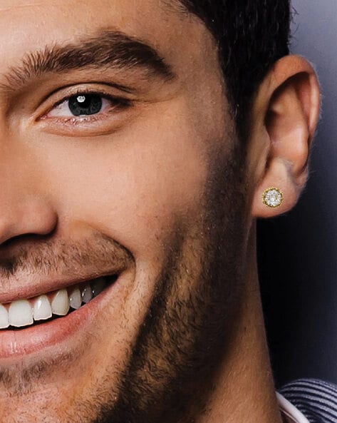 Gold stud earrings for outlet guys