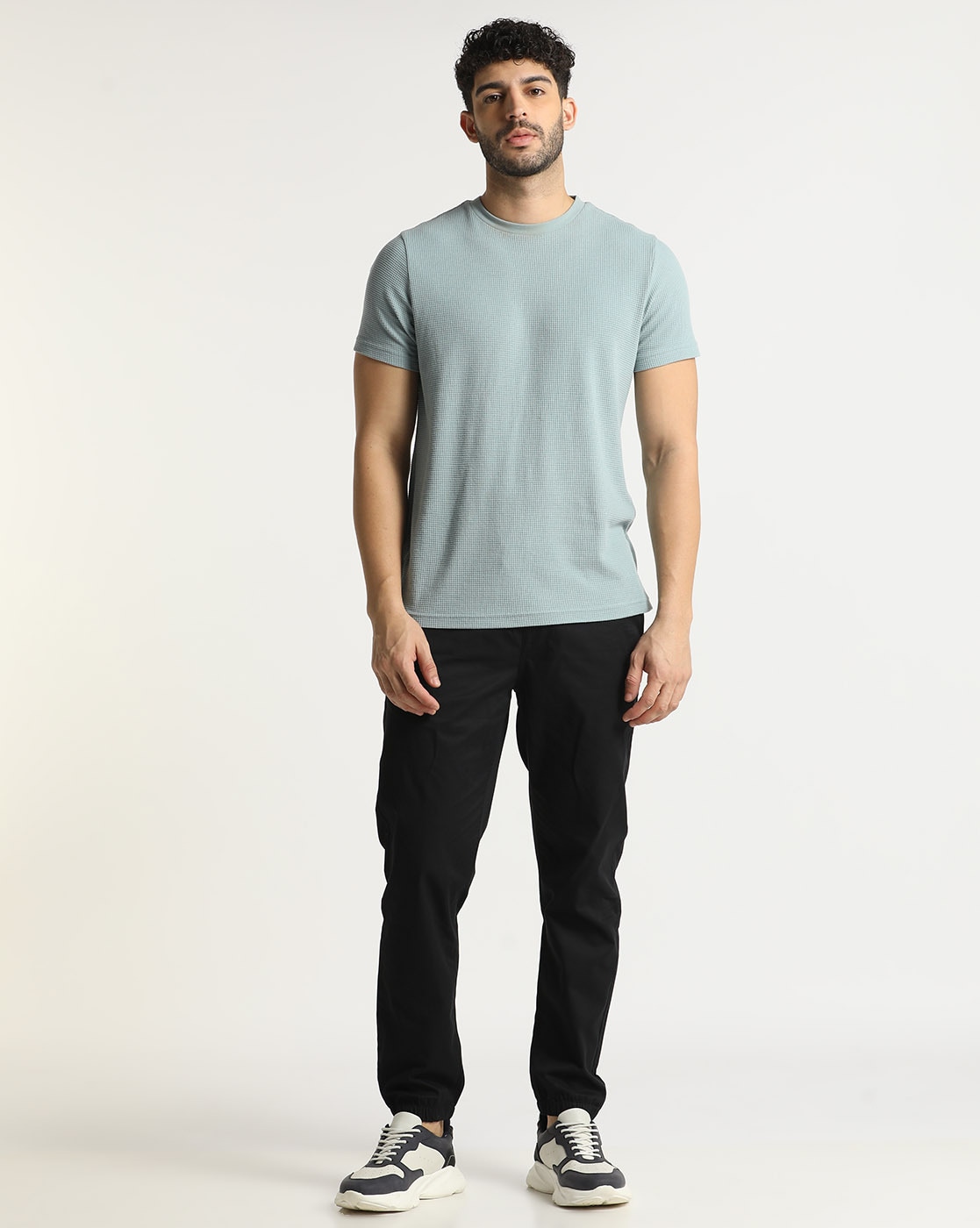 Buy Black Trousers & Pants for Men by ALTHEORY Online