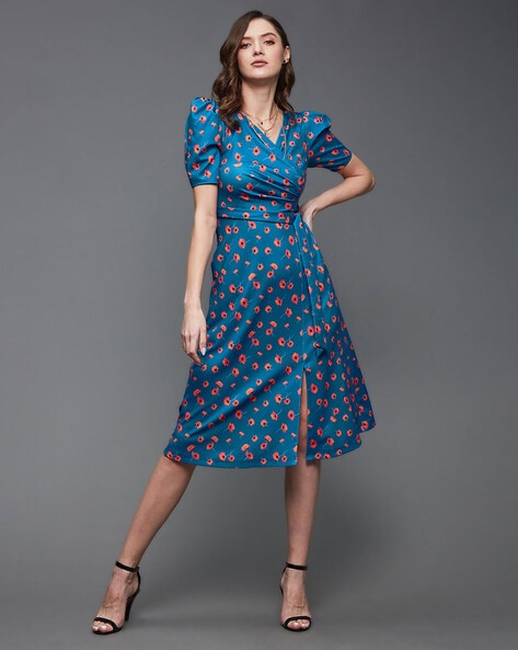 Buy Multicoloured Dresses for Women by Instafab Plus Online | Ajio.com
