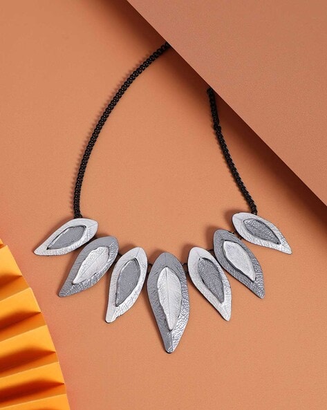 Tribal silver clearance necklace