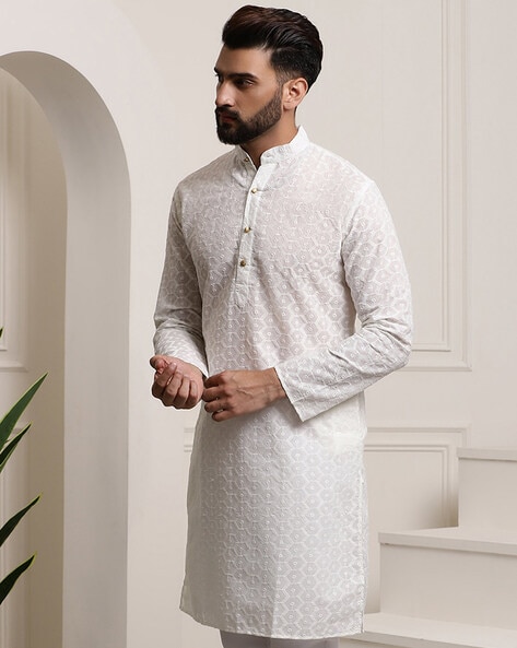 Sojanya Embroidered Cotton Kurta