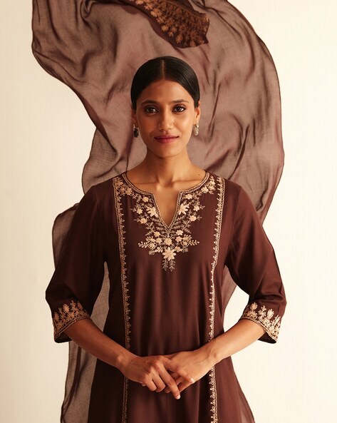 Zoya Embroidered Drape Dupatta Price in India