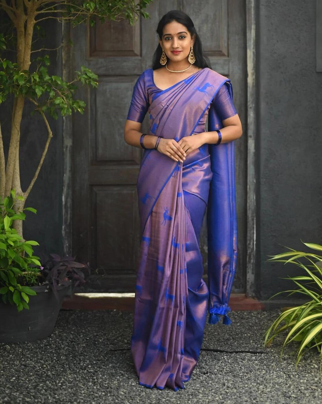 Buy Blue Sarees for Women by LIMDO Online