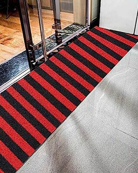 Buy Red & Black Rugs, Carpets & Dhurries for Home & Kitchen by Kuber  Industries Online