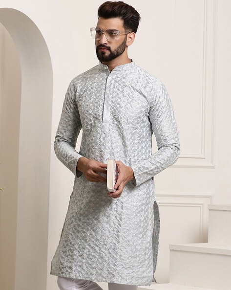 Sojanya Embroidered Cotton Kurta