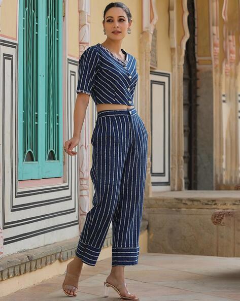 Clues To Style This Weekend Like Prajakta Koli In Preppy Crop Top And High  Waist Pants; See Pics