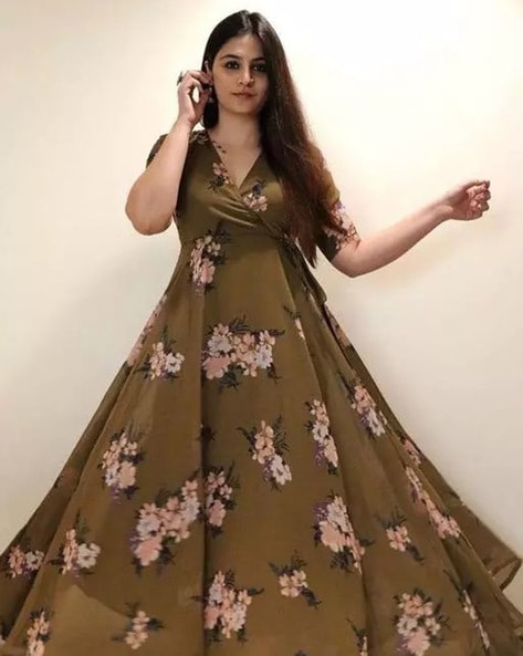 Coffee Brown Embroidered Gown Design by Arpita Sulakshana at Pernia's Pop  Up Shop 2024