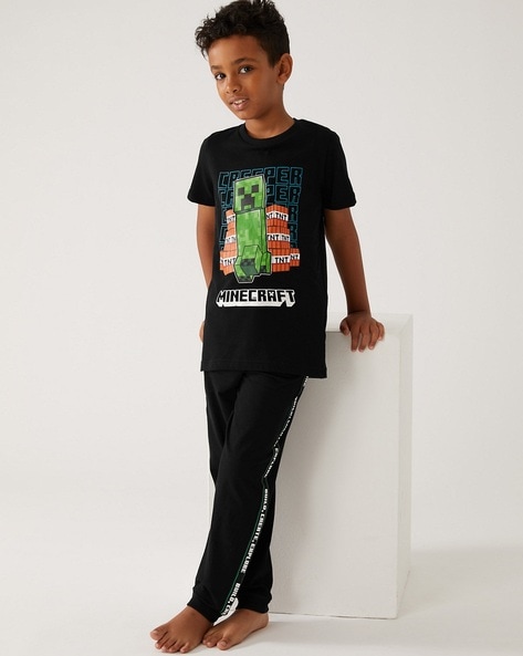 Buy Boys Green T Shirt and Pants Set online in India