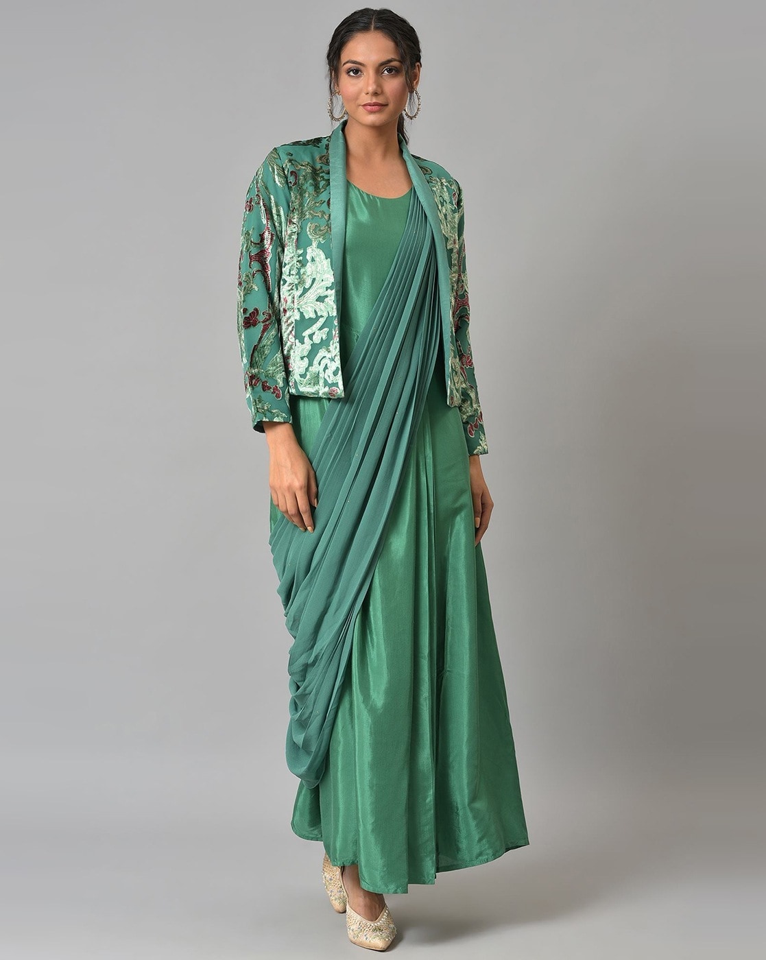 Beautiful ready to wear velvet saree with jacket style designer blouse -  Shop Lance – ShopLance