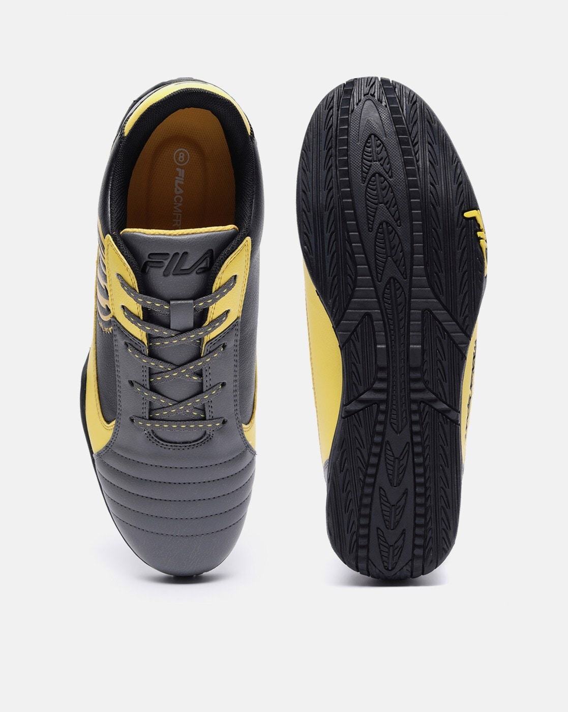 Fila on sale futsal shoes