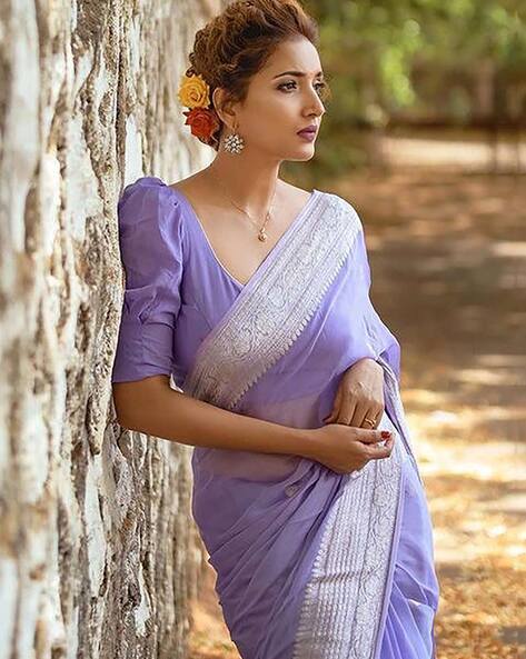 Snazzy Glimpses: 8 Unique Contrast Blouse Ideas for Purple / Violet Saree |  Indian wedding wear, Bollywood fashion, Saree look