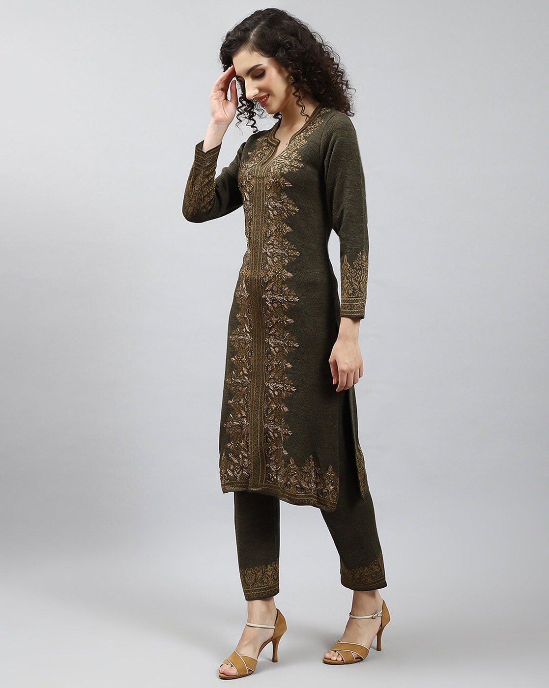 Printed Ladies Exclusive Design Fancy Full Sleeves Knee Length Woolen Kurti  For Party And Office Wear at Best Price in Ludhiana | Suresh Bros